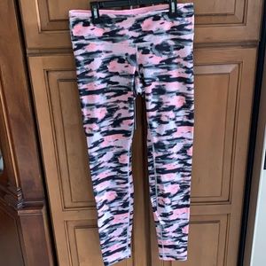 Lululemon Pink Camo Leggings